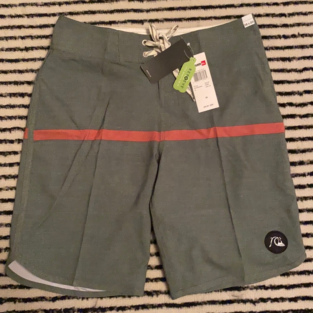 BNWT Quiksilver Mens unlined board shorts green surf Boardshorts